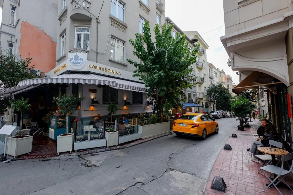 Studio Apartment Istanbul