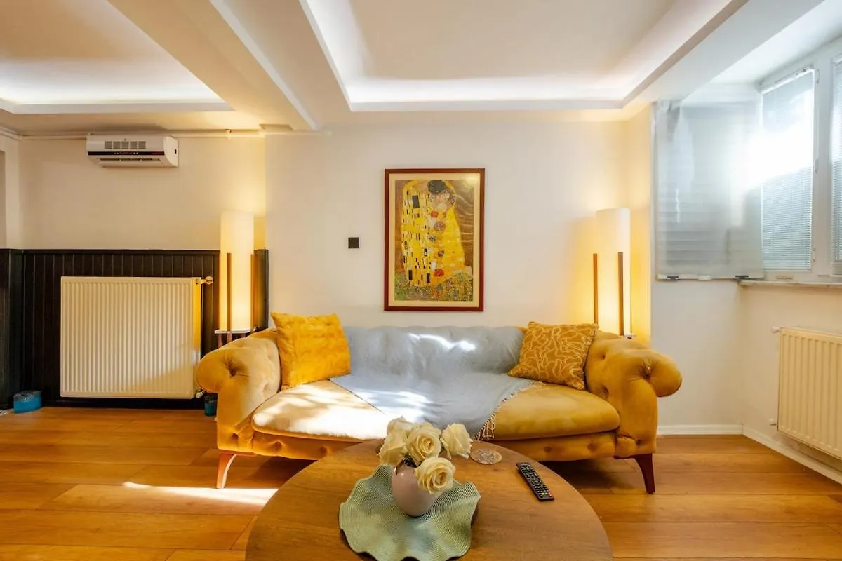 Studio Apartment Istanbul